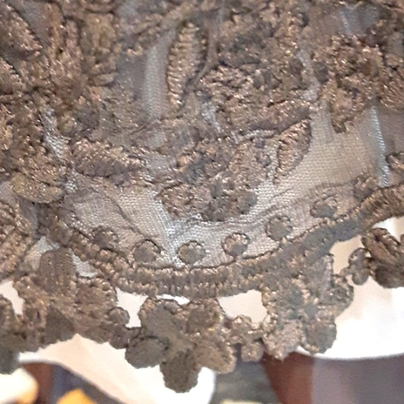 Tiered Ruffle & Lace Camisole - Picture 4 of 6